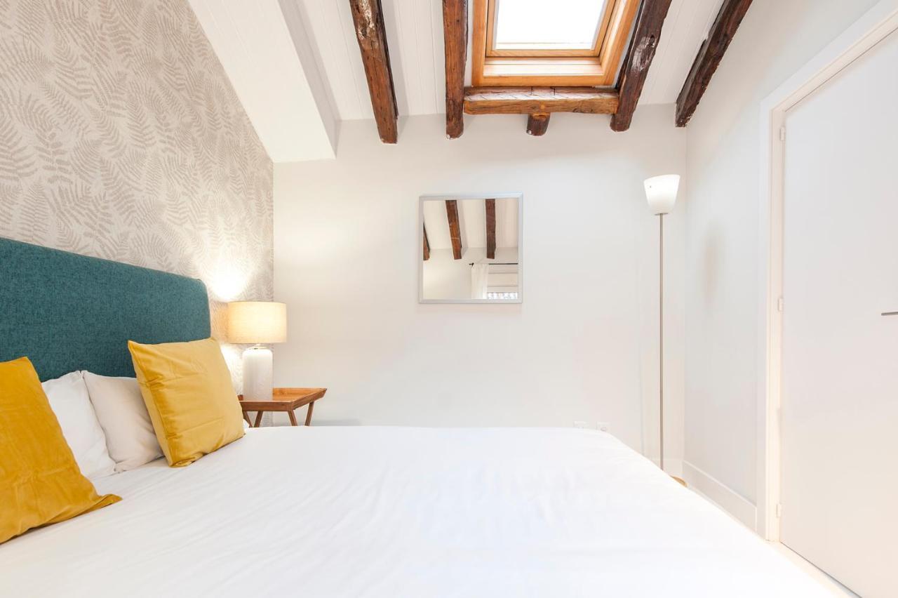 Apartamento ático Infantas I